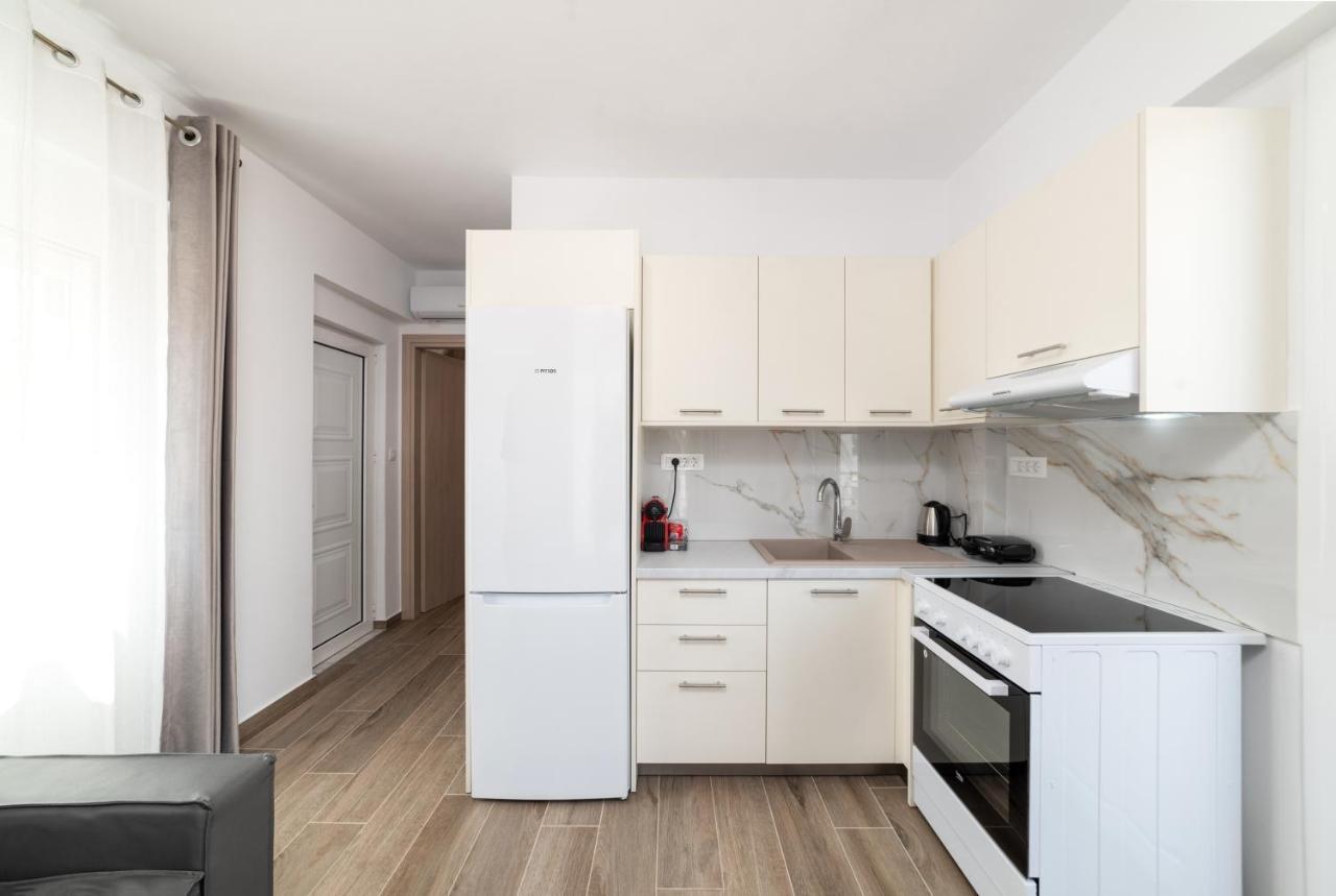 E.Berdufi Apartament Sea View Elounda Eksteriør billede